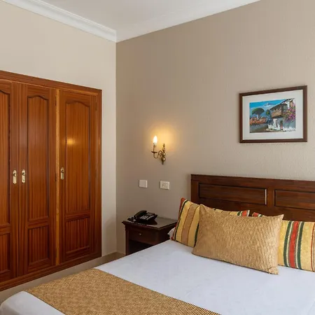 Отель Hotiday Tenerife Norte 3*